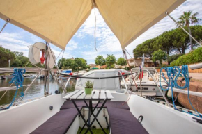 Bateau dans le Port de Cogolin